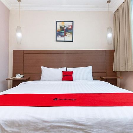 Reddoorz Premium At Hotel Ratu Residence Palmerah Dış mekan fotoğraf