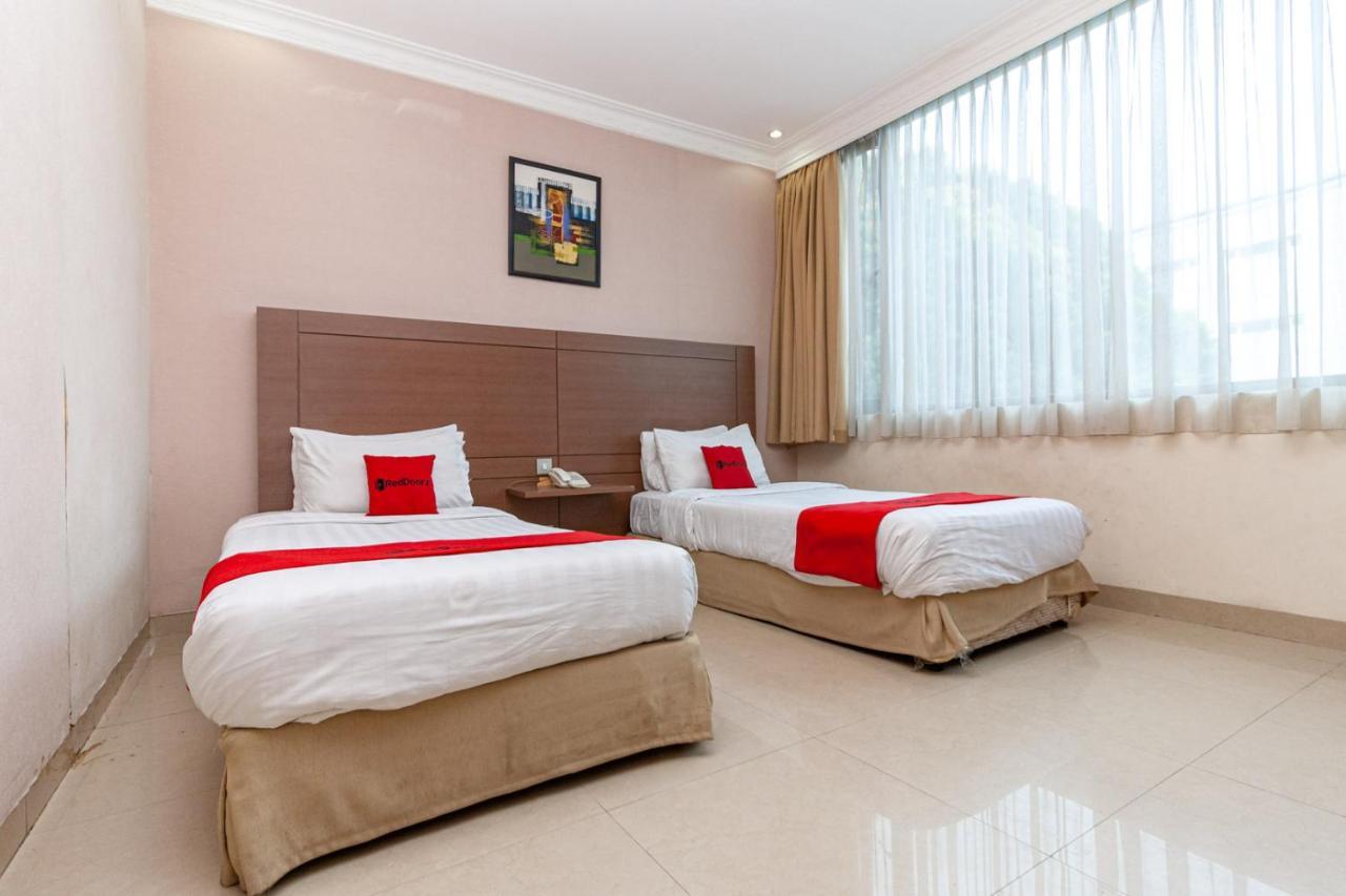 Reddoorz Premium At Hotel Ratu Residence Palmerah Dış mekan fotoğraf