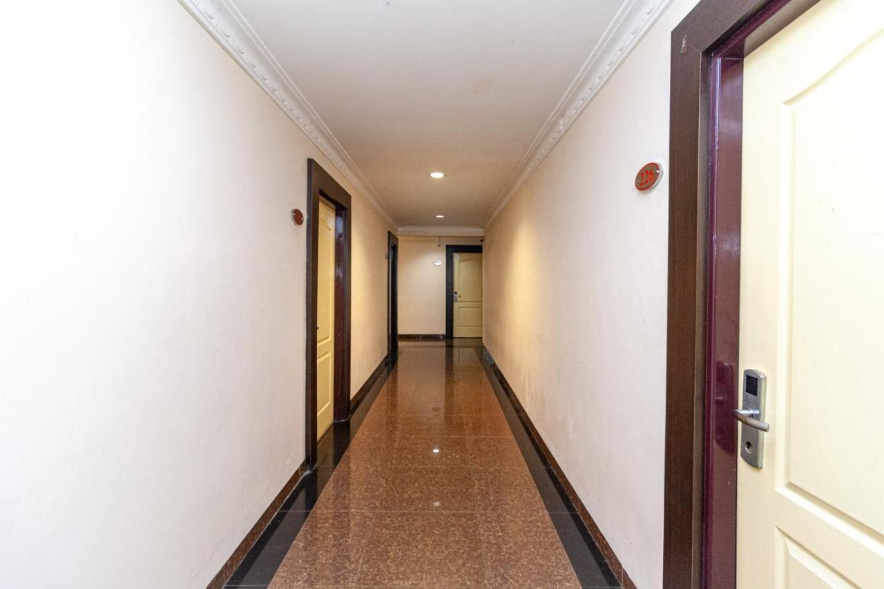 Reddoorz Premium At Hotel Ratu Residence Palmerah Dış mekan fotoğraf